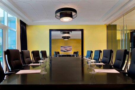 Le Meridien Dubai Hotel Conference Centre - Image 69