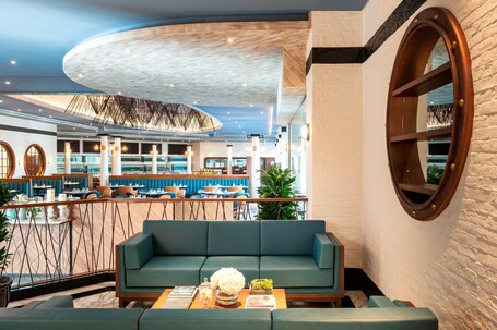 Le Meridien Dubai Hotel Conference Centre - Image 119