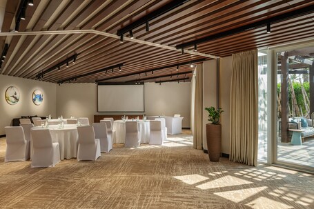 Le Meridien Dubai Hotel Conference Centre - Image 95