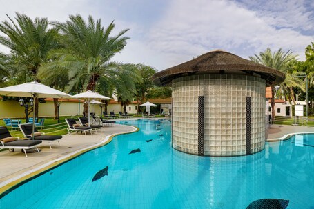 Le Meridien Dubai Hotel Conference Centre - Image 53