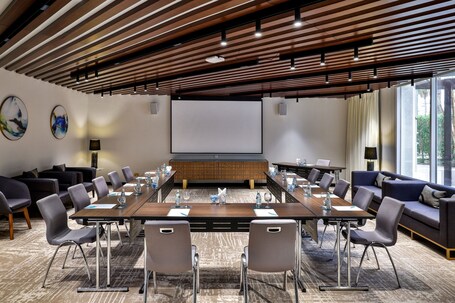 Le Meridien Dubai Hotel Conference Centre - Image 67