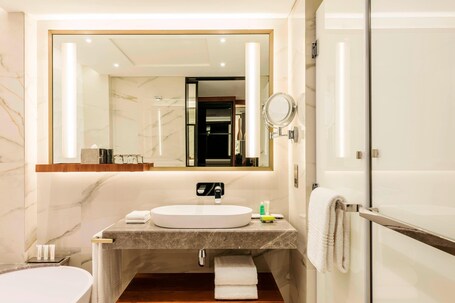 Le Meridien Dubai Hotel Conference Centre - Image 62