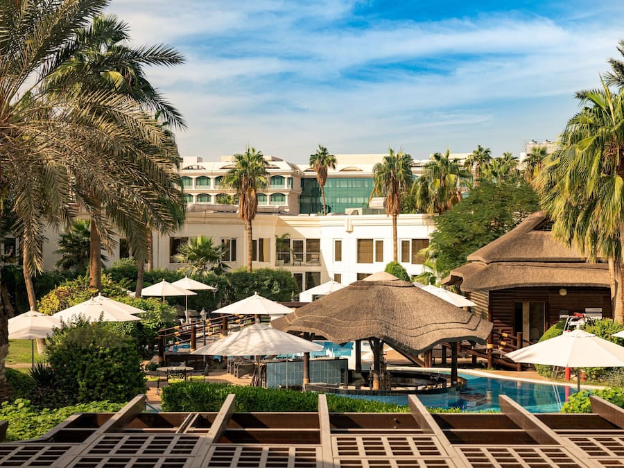 Premium Suite, 1 Bedroom | Hypo-allergenic bedding, down comforters, pillowtop beds, minibar