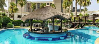 Le Meridien Dubai Hotel & Conference Centre