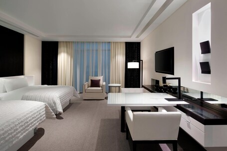 Le Meridien Dubai Hotel Conference Centre - Image 9