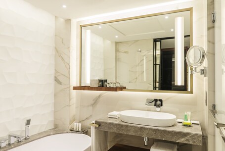 Le Meridien Dubai Hotel Conference Centre - Image 139