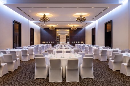 Le Meridien Dubai Hotel Conference Centre - Image 167