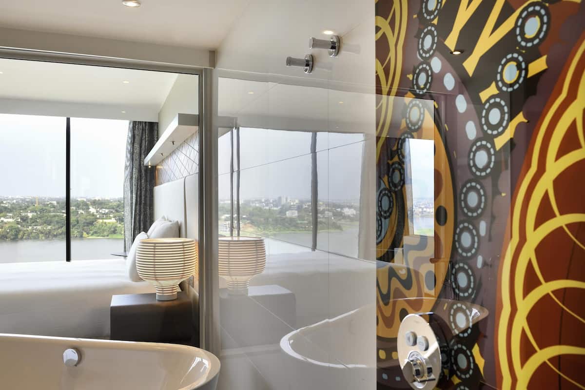12 bedrooms, premium bedding, minibar, in-room safe