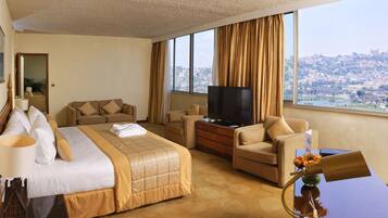 Premium bedding, minibar, in-room safe, individually furnished