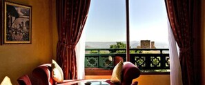 Single Room, Mountain View | Balcony