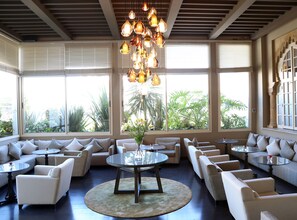 Bar (on property) - Hotel La Tour Hassan Palace (Rabat)