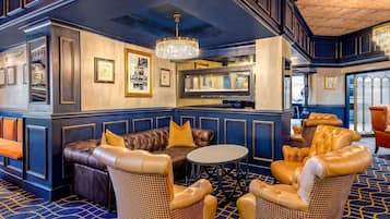2 bares o lounges, bar junto a la alberca