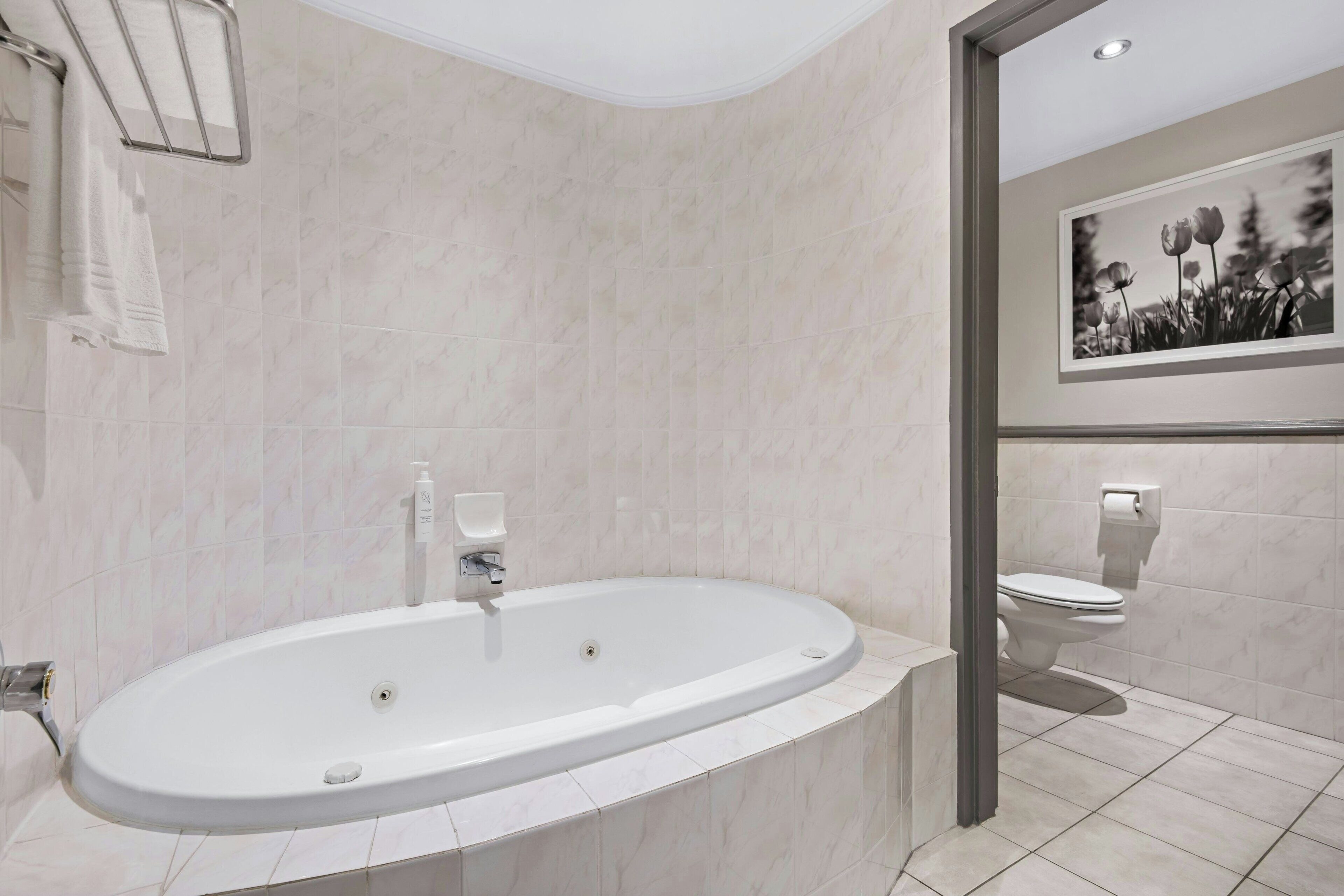 Photo - Protea Hotel by Marriott Johannesburg Balalaika Sandton