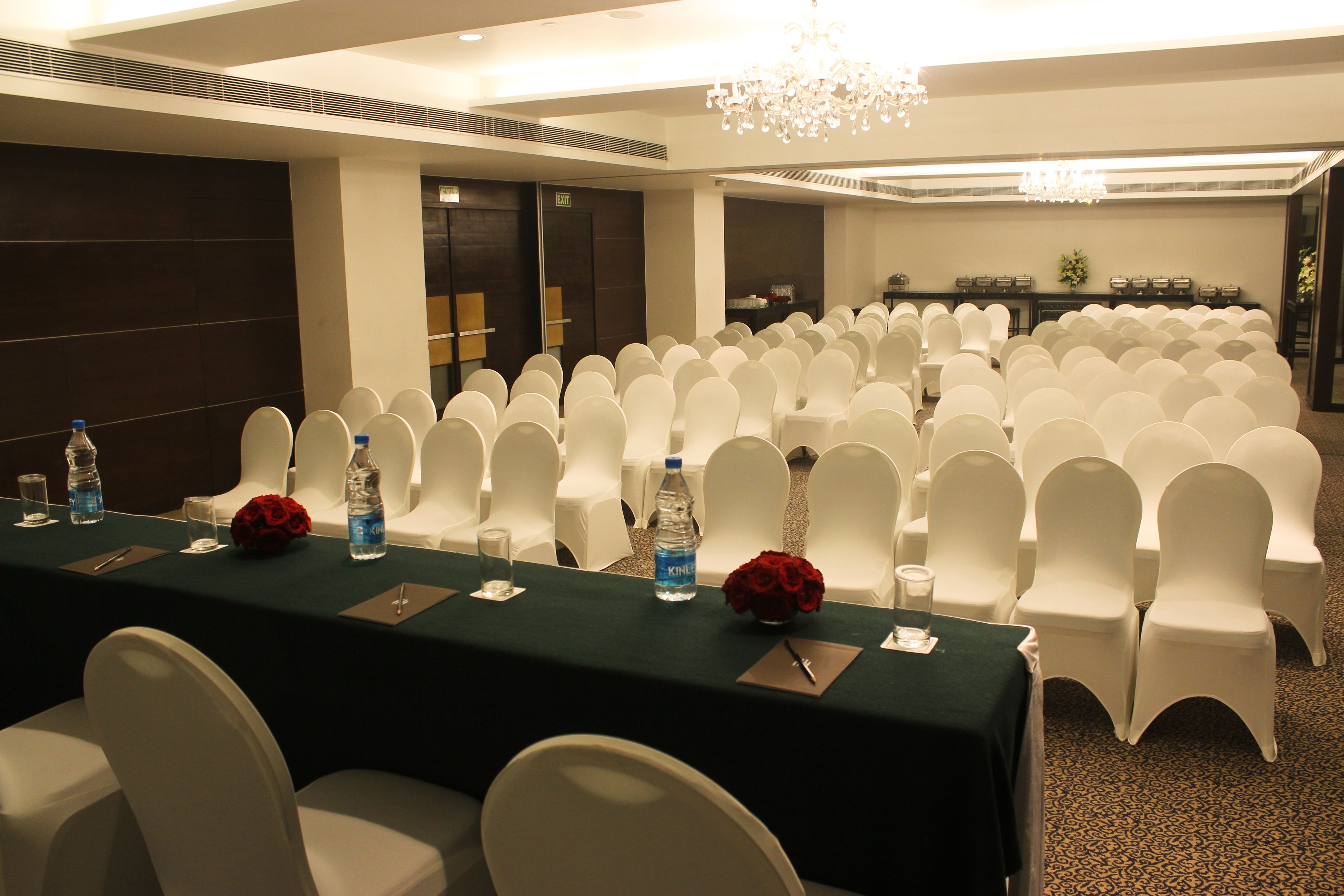 Photo - The Hans Hotel New Delhi