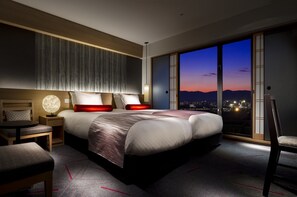 Daunenbettdecken, Zimmersafe, Schreibtisch, schallisolierte Zimmer