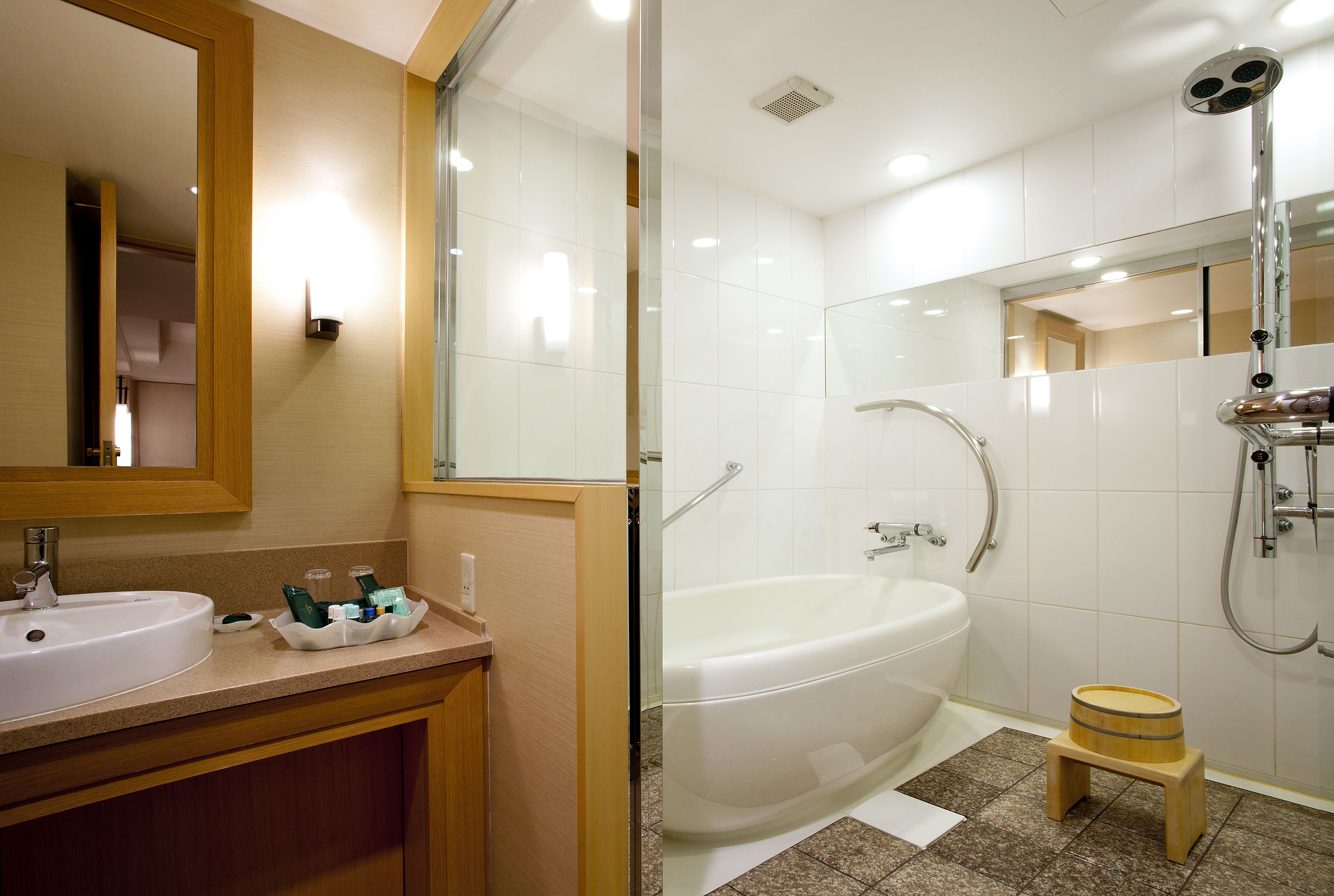 Executive Suite, Non Smoking (Japanese-style Twin Room,49㎡) | Bathroom