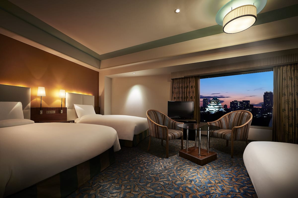 Superior Triple Room, Non Smoking | 1 bilik tidur, peti besi dalam bilik, langsir/tirai gelap terus