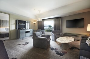 Superior or Executive Suite 70-77sqm, Triple use - High floor Guaranteed | Living room | 43-inch Smart TV with digital channels