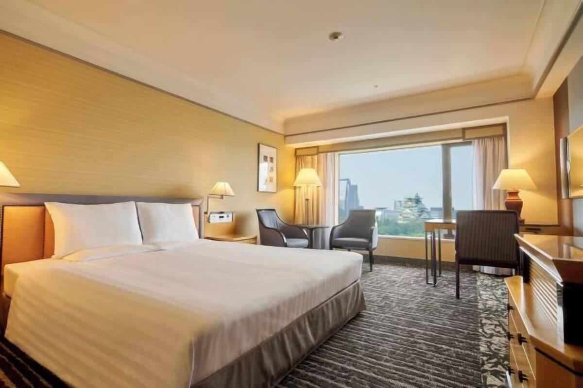 In-room safe, desk, blackout drapes, iron/ironing board (on request)