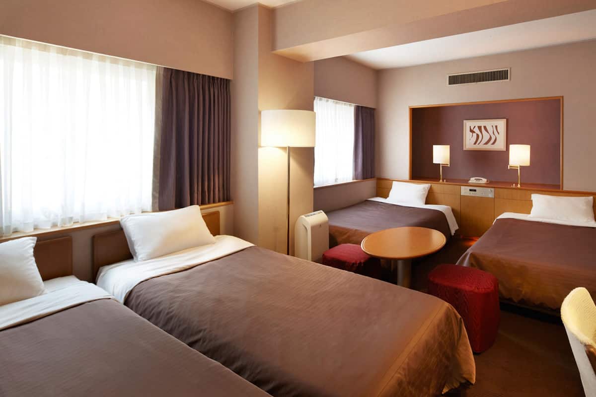 Desk, blackout drapes, free WiFi, bed sheets