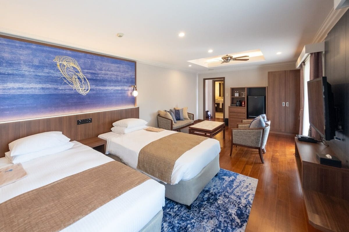 In-room safe, desk, blackout curtains, free WiFi