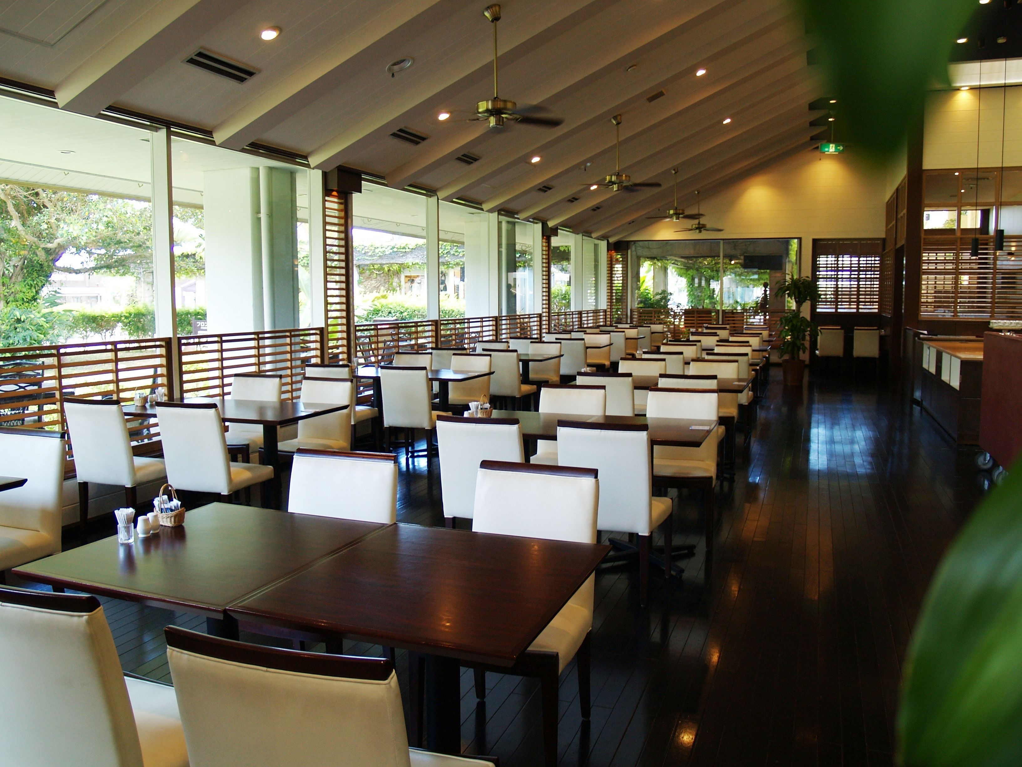 5 间餐厅，供应早餐