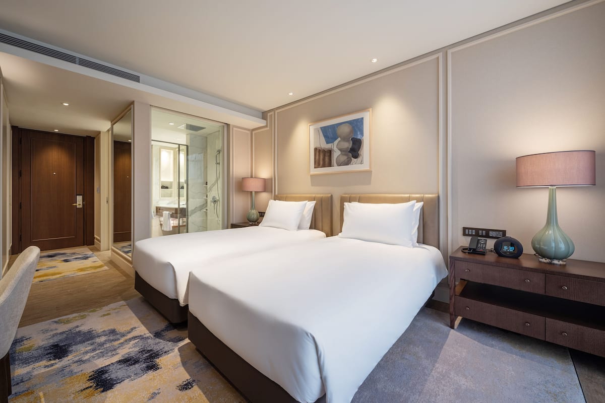 Premium bedding, in-room safe, individually decorated, desk