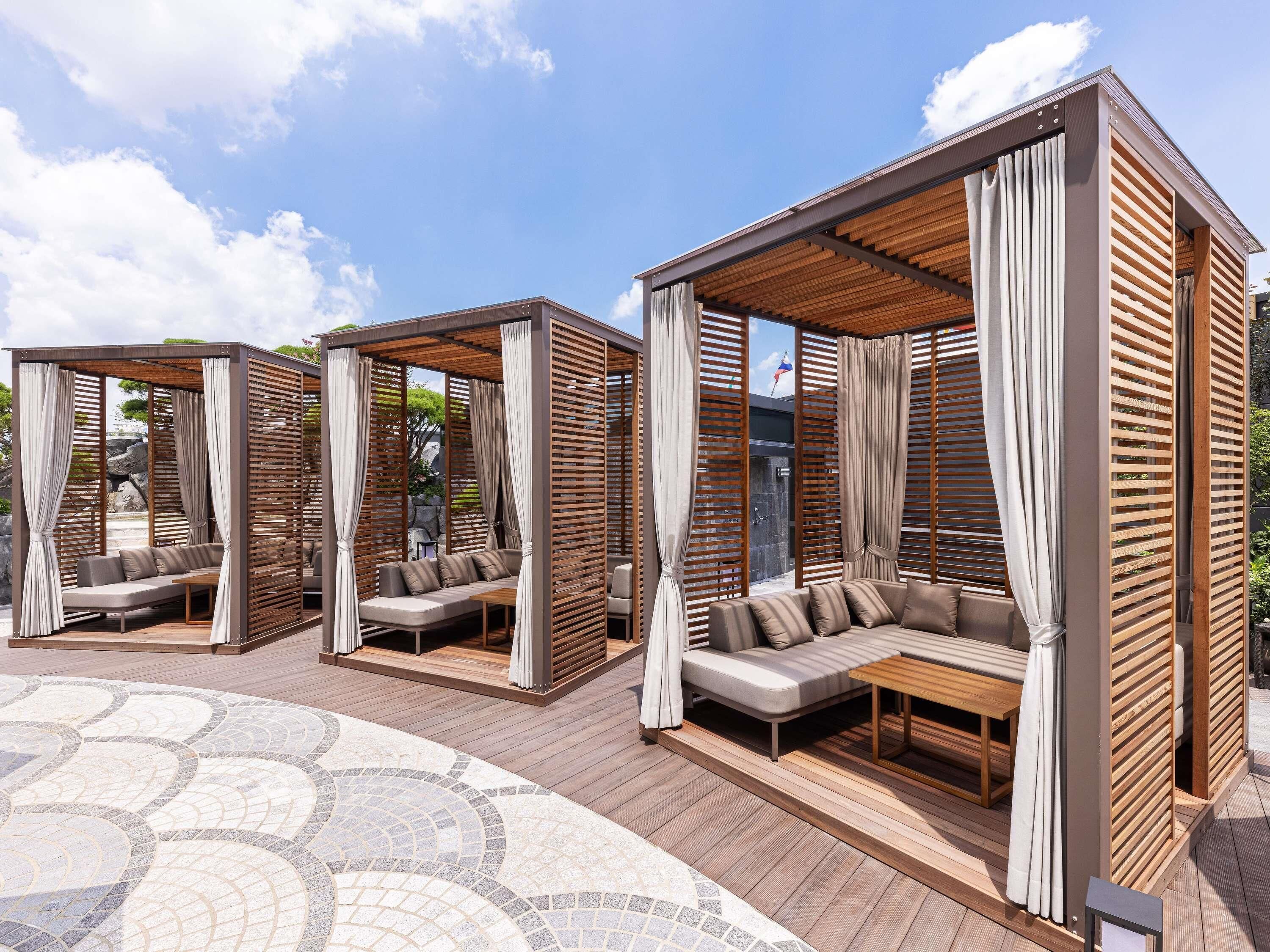 Indoor pool, outdoor pool, cabanas (surcharge)