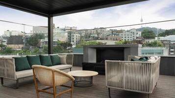 Premium bedding, in-room safe, individually decorated, desk