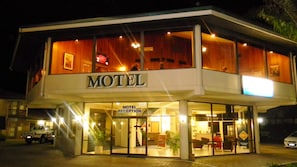 Exterior - Admiral Motel Bunbury (Bunbury)