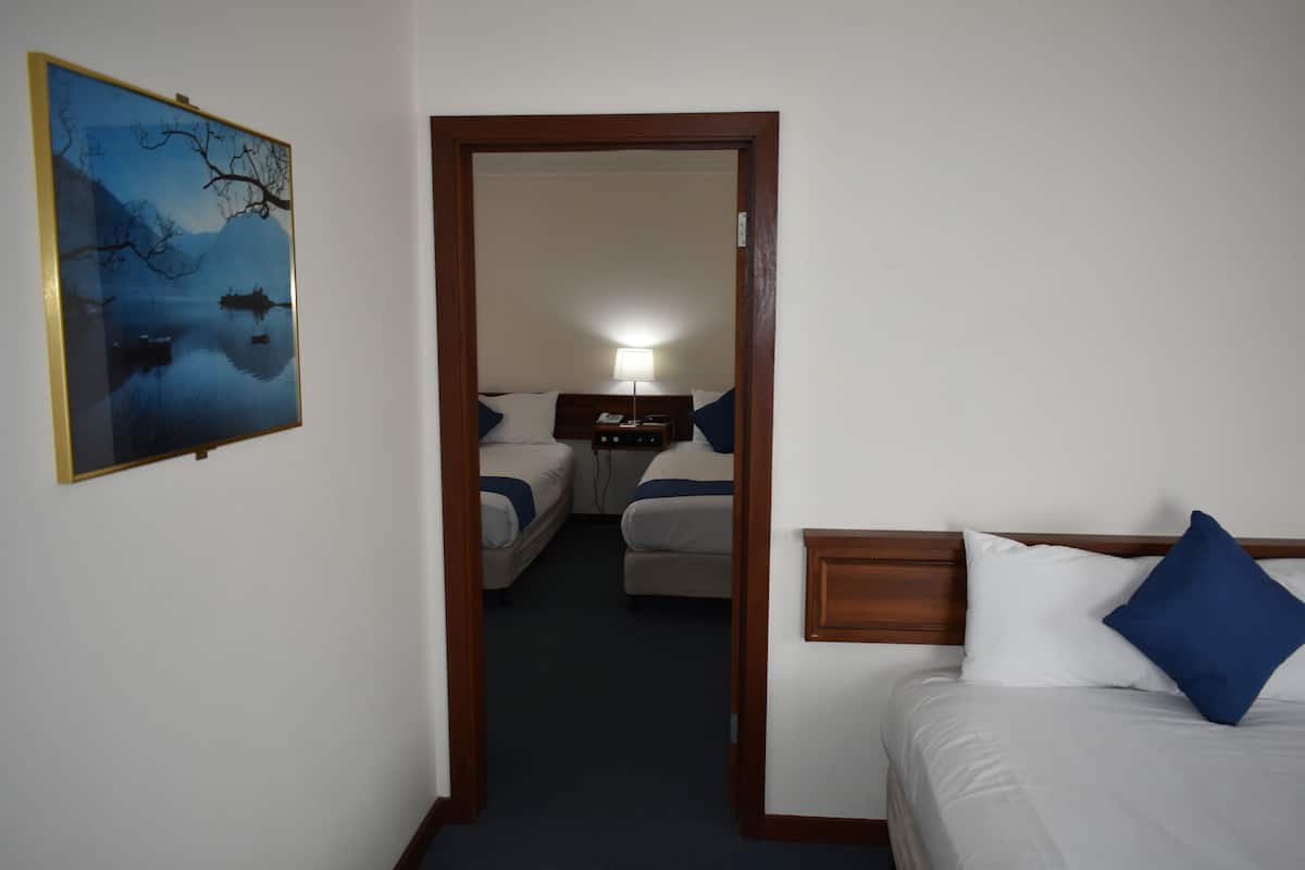 Desk, iron/ironing board, free WiFi, bed sheets