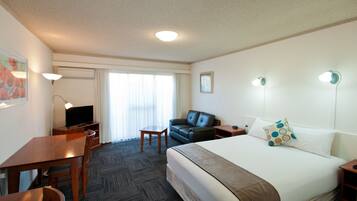 Desk, iron/ironing board, free WiFi, bed sheets