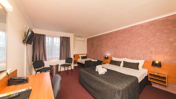 Corporate Room | Living area