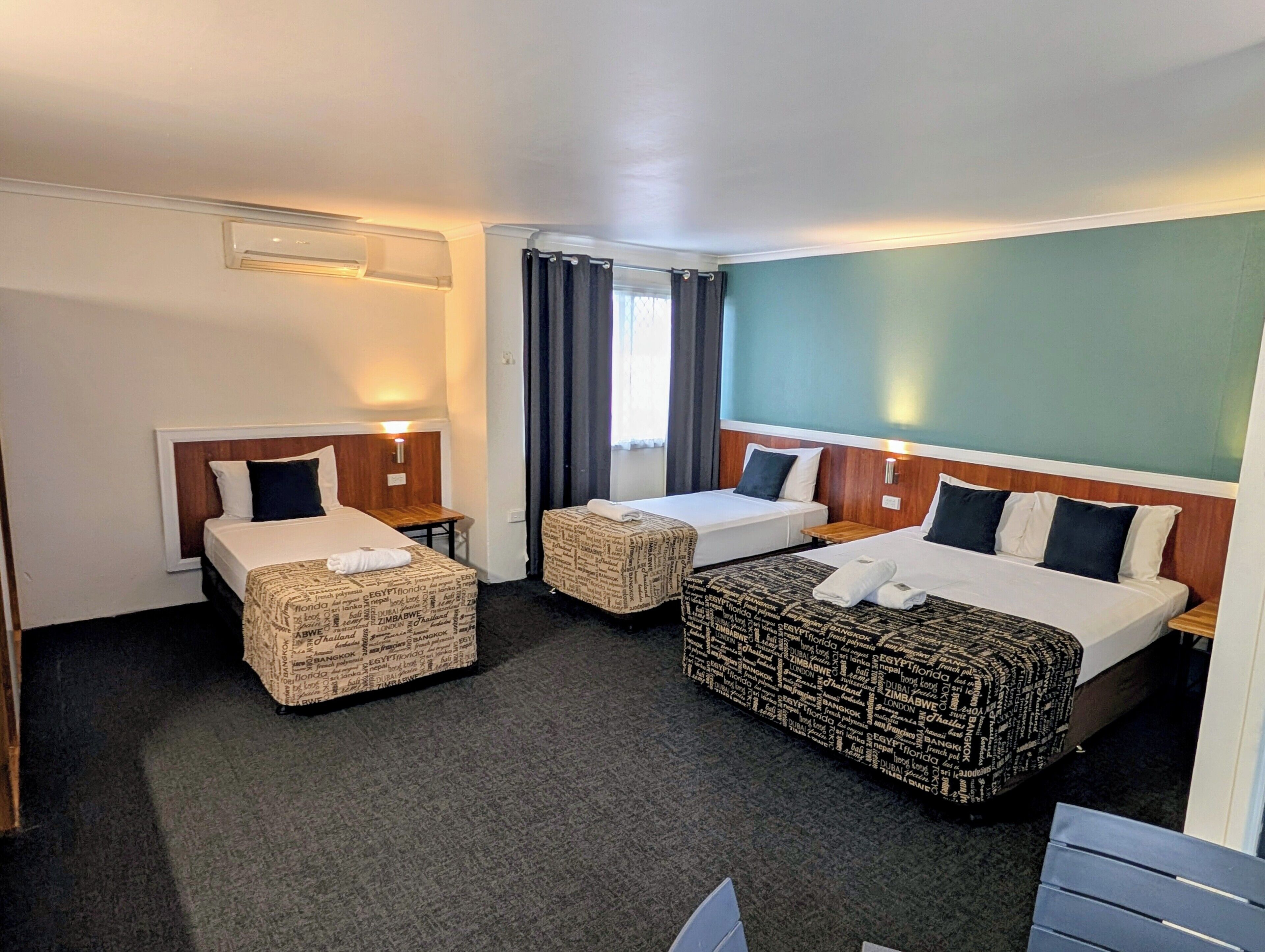 Family Room | Desk, iron/ironing board, free WiFi, alarm clocks