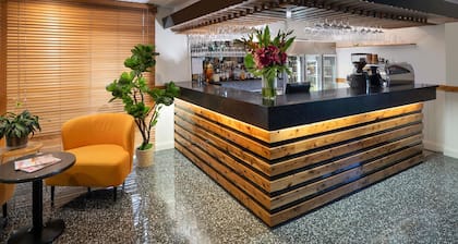 ibis Styles Orange