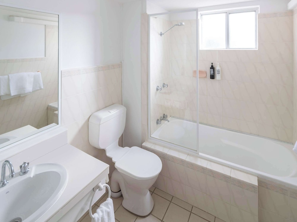 ibis Styles Orange by null