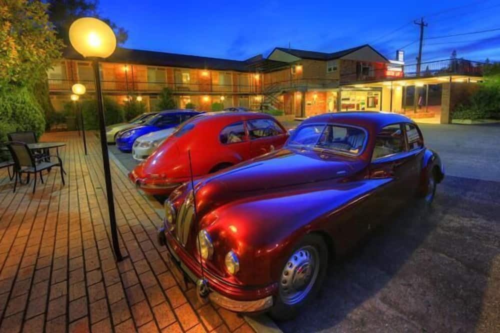 Cooma Motor Lodge Motel