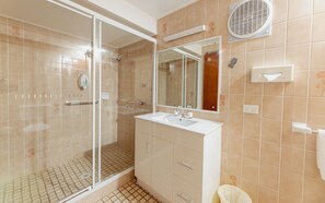 Twin Room, Multiple Beds | Bathroom | Shower, free toiletries, hair dryer, towels