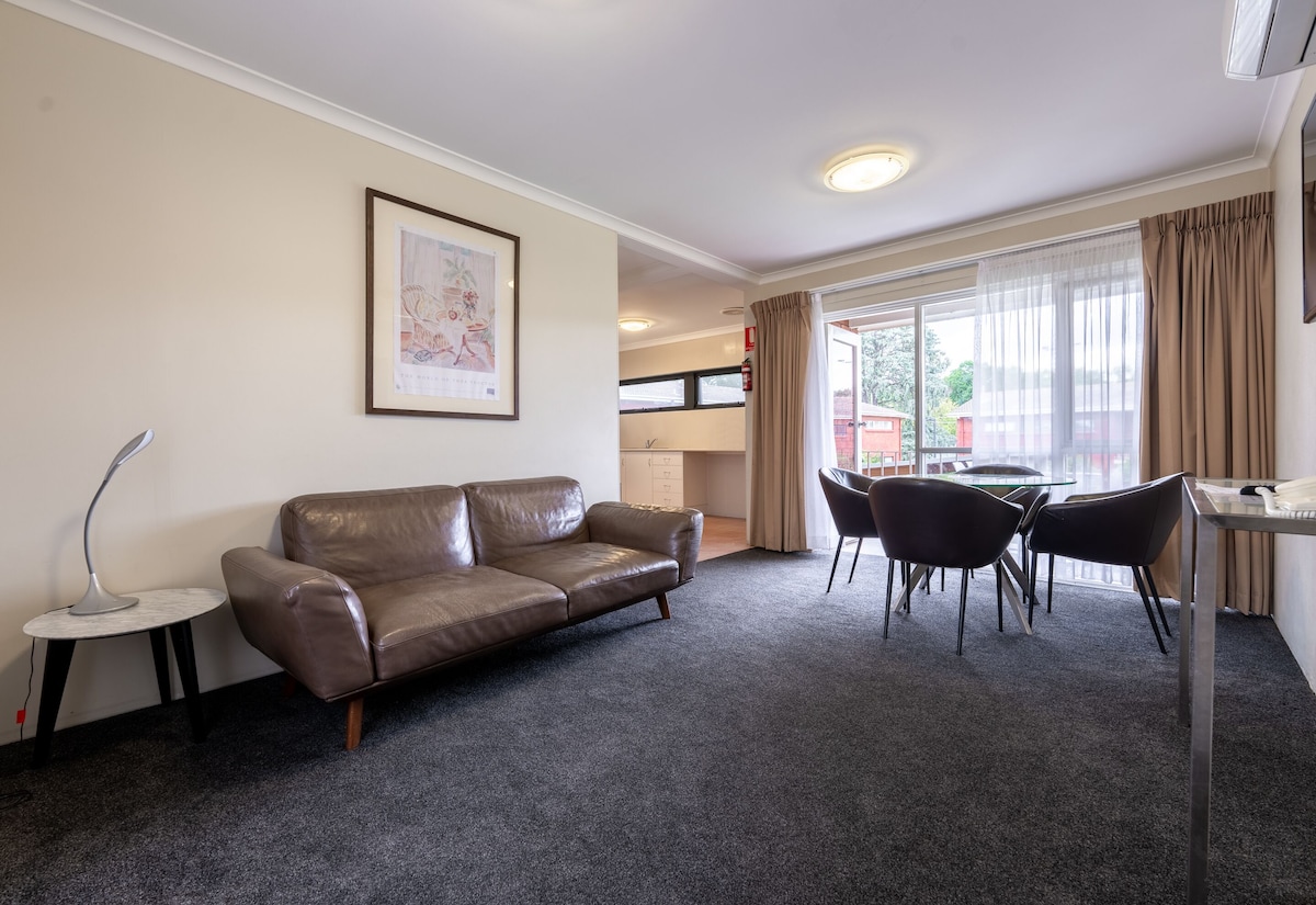 Forrest Hotel and Apartments
