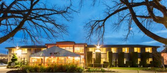 Forrest Hotel and Apartments