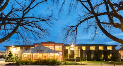 Forrest Hotel and Apartments