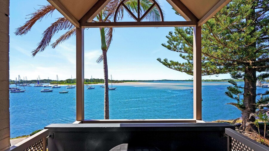 Comfort Resort Waters Edge