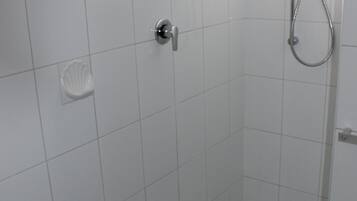 Buồng tắm vòi sen