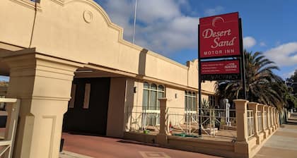 Desert Sand Motor Inn