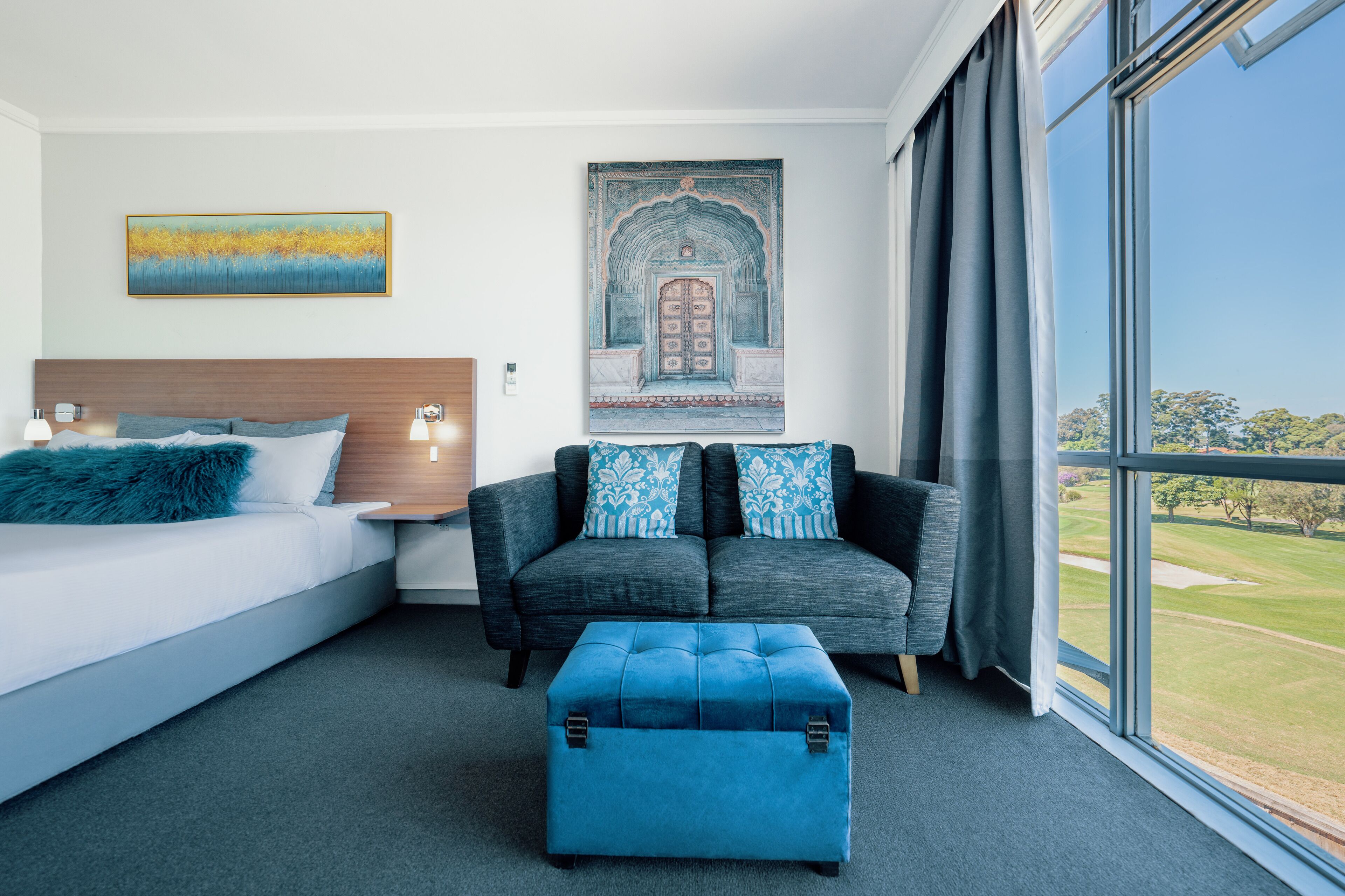 romantic room | 1 bedroom, individually furnished, desk, laptop workspace