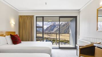 Superior Twin Room, Mountain View