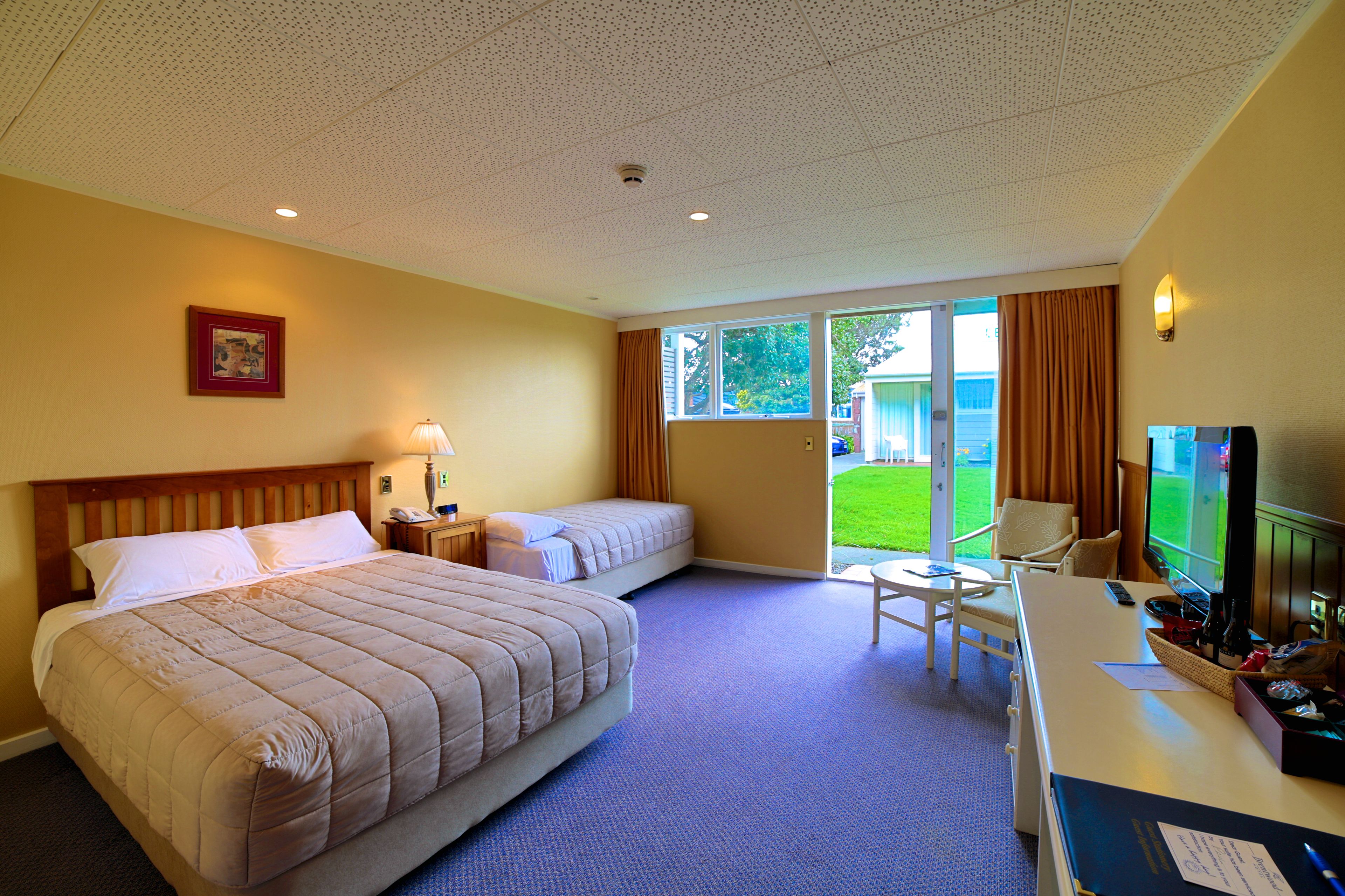 Photo - Brentwood Hotel