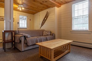 Comfort Suite, 2 Bedrooms, Non Smoking, Ground Floor | Living area | 36-inch flat-screen TV with digital channels, TV - Cranmore Mountain Lodge Bed & Breakfast (North Conway)