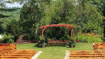 Espace mariage en plein air