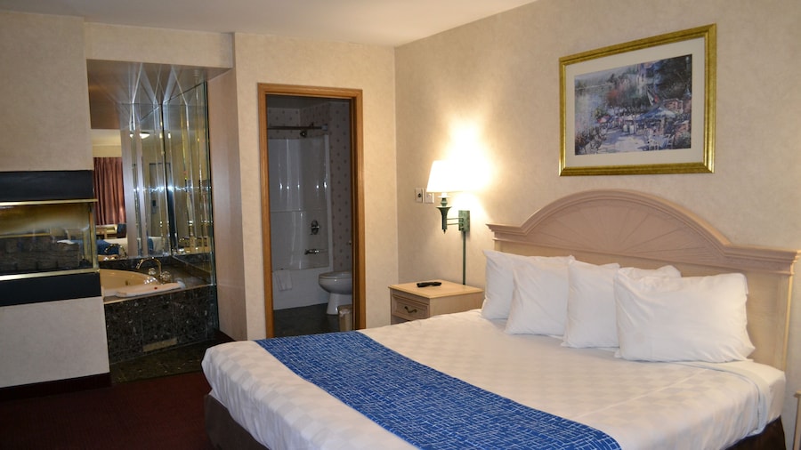 Travelodge by Wyndham Niagara Falls